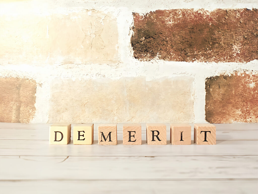 インプラントのデメリットイメージ