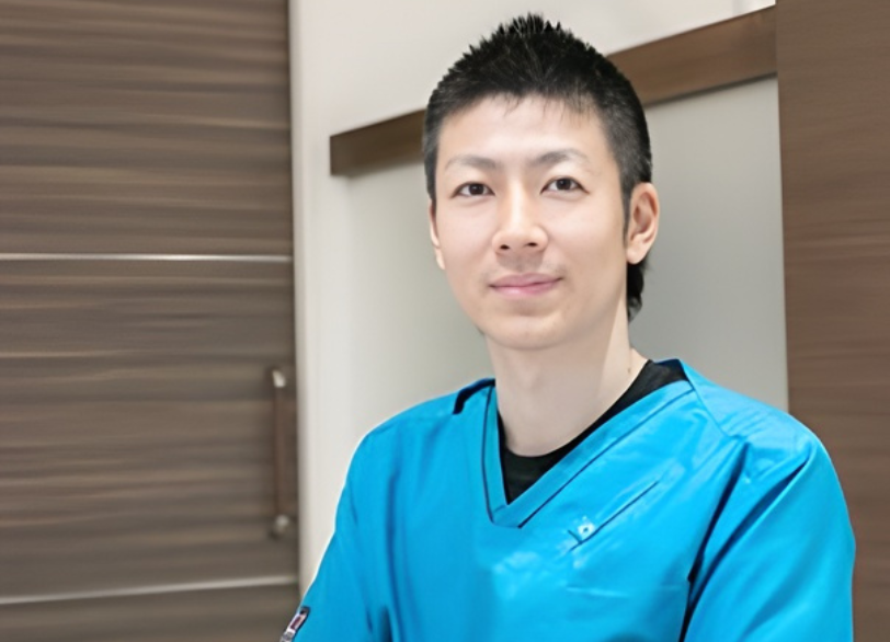 矯正医　河野 通博｜くつい歯科